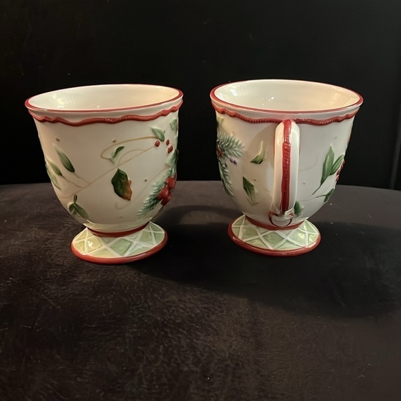 2 Mugs Winter Holiday by FITZ & FLOYD Ceramic 16oz. Cups Holly Berry gifts - Picture 9 of 10